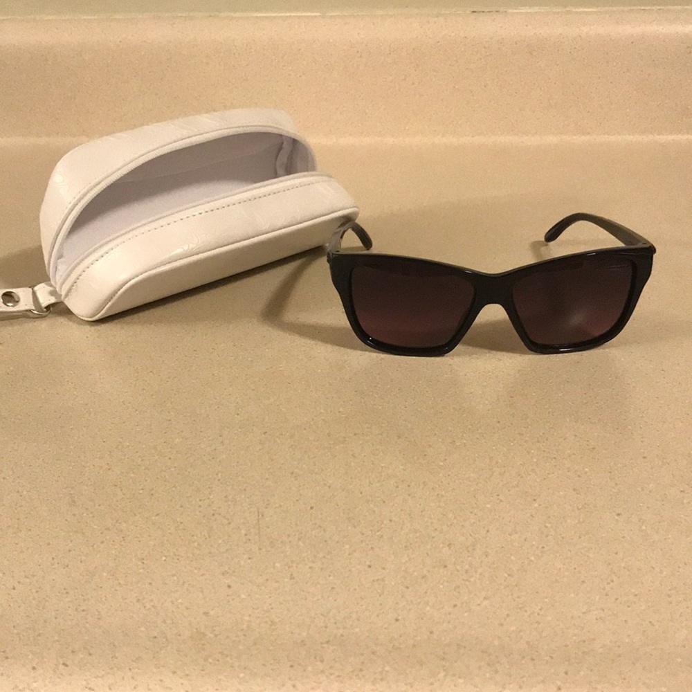 Oakley Hold On Polarized Sunglasses